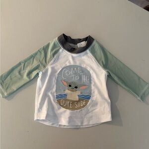 GAP White and Green Long Sleeve Rashguard Star Wars Baby Yoda